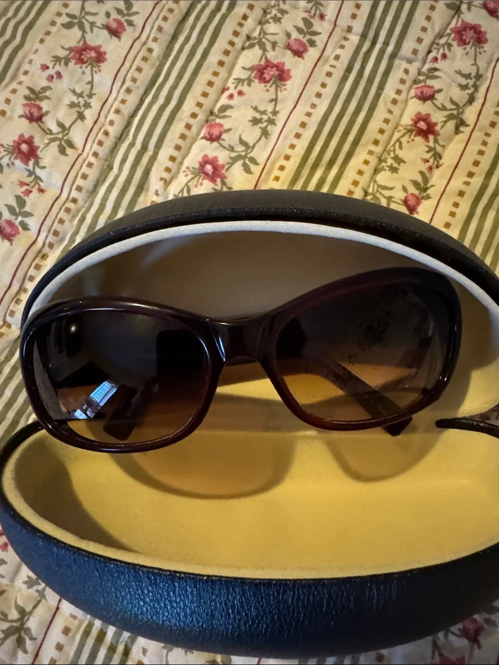 Oliver Peoples Red/Burgundy Gradient Lens Sunglasses with Case